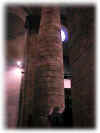 colonne navata dx cattedrale.JPG (50480 byte)