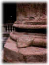 dettaglio_colonna_cattedrale.JPG (50983 byte)